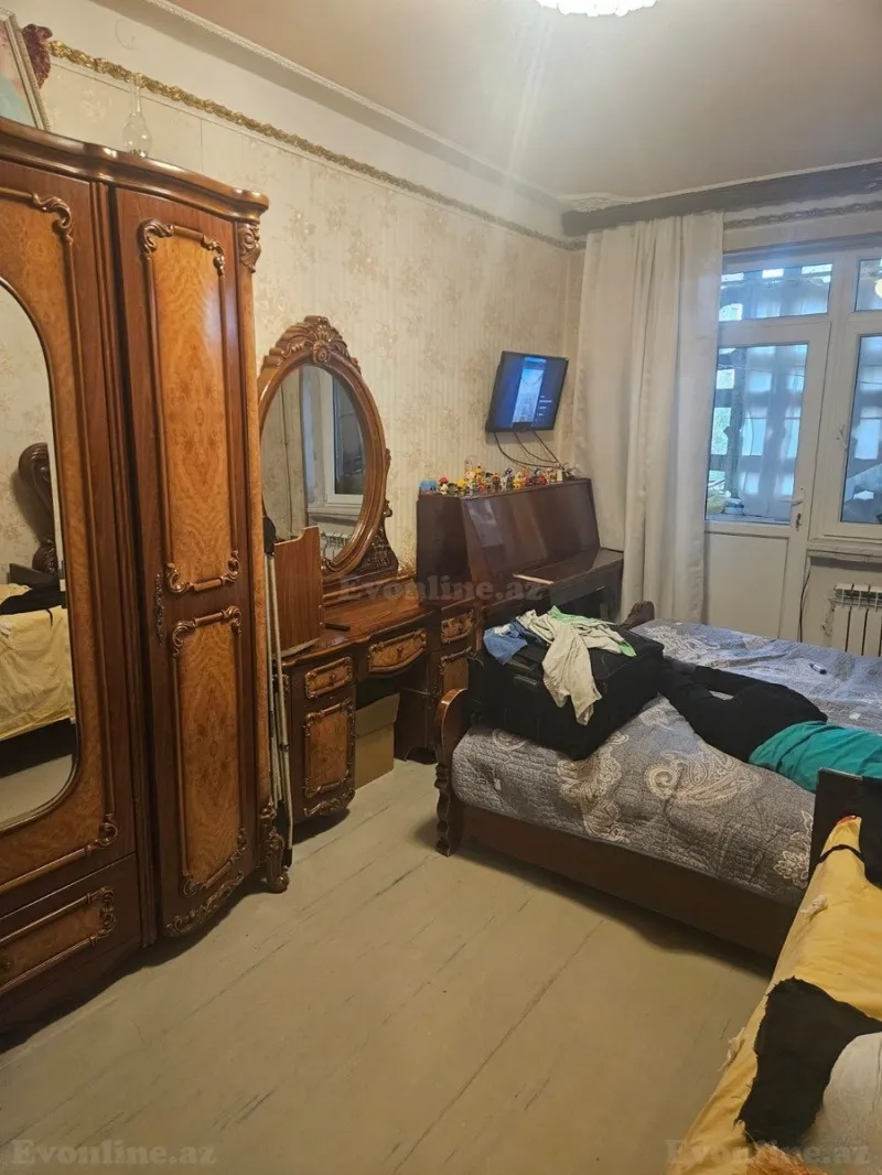 Satılır 3 otaqlı Mənzil Köhnə tikili 75 m² Bakı, Xətai r., Əhmədli m., Əhmədli — Mənzil, Bakı (3)
