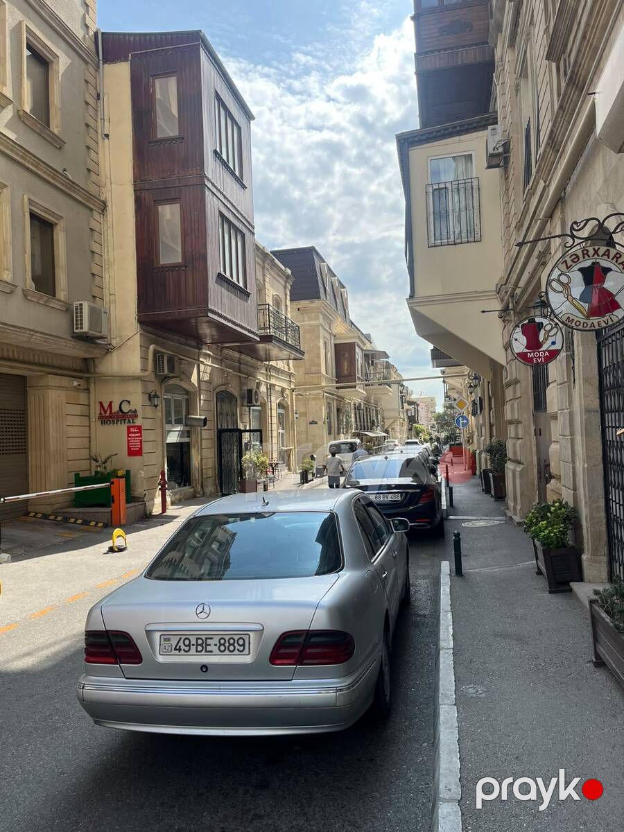İcarəyə verilir 1 otaqlı köhnə tikili 25 m² — Mənzil, Bakı (9)