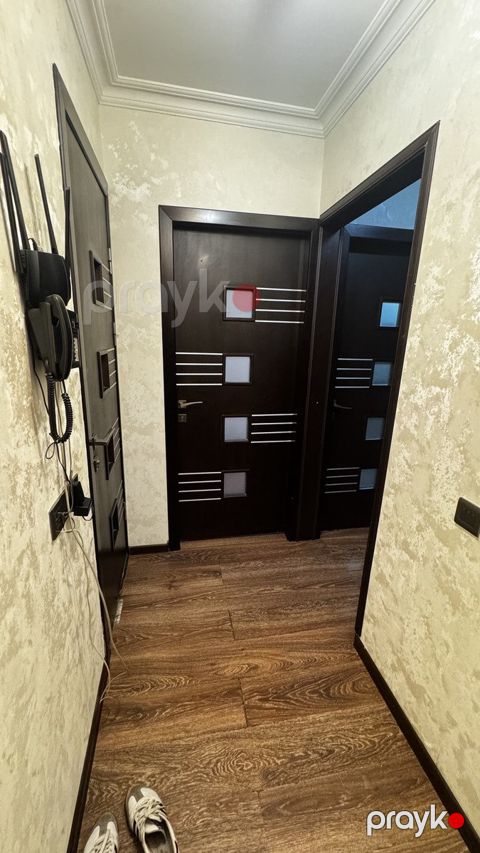 Satılır 3 otaqlı köhnə tikili 63 m² — Bakı