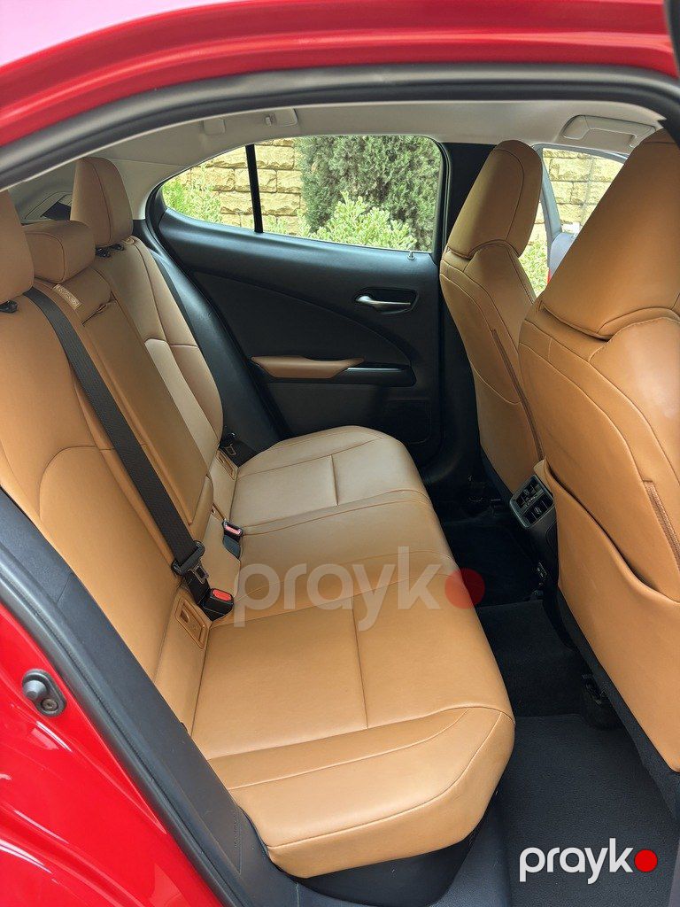 Lexus UX 300h, 2.0 L, 1.4 kWh, 2021 il, 37 000 km — Avtomobillər, Bakı (9)