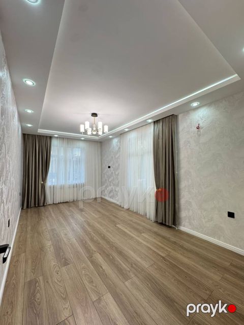 Satılır 2 otaqlı köhnə tikili 65 m² — Bakı