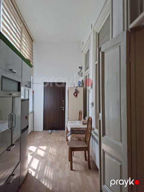 İcarəyə verilir 2 otaqlı köhnə tikili 70 m² — Bakı