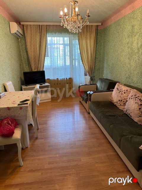İcarəyə verilir 2 otaqlı köhnə tikili 65 m² — Bakı