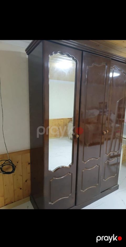 Dolab satilir Qiymet 80azn Unvan Balaxani.1504.sabn