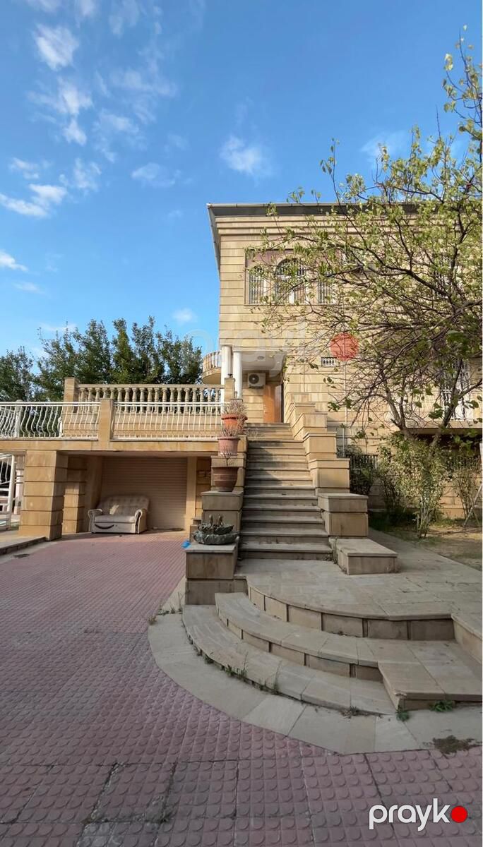 Satılır 8 otaqlı həyət evi/bağ evi 600 m² — Ev, villa, Bakı (4)