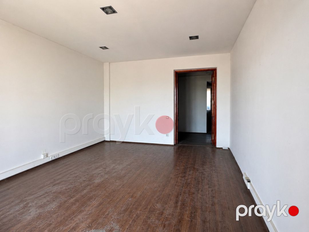 Satılır 3 otaqlı köhnə tikili 100 m² — Mənzil, Bakı (7)