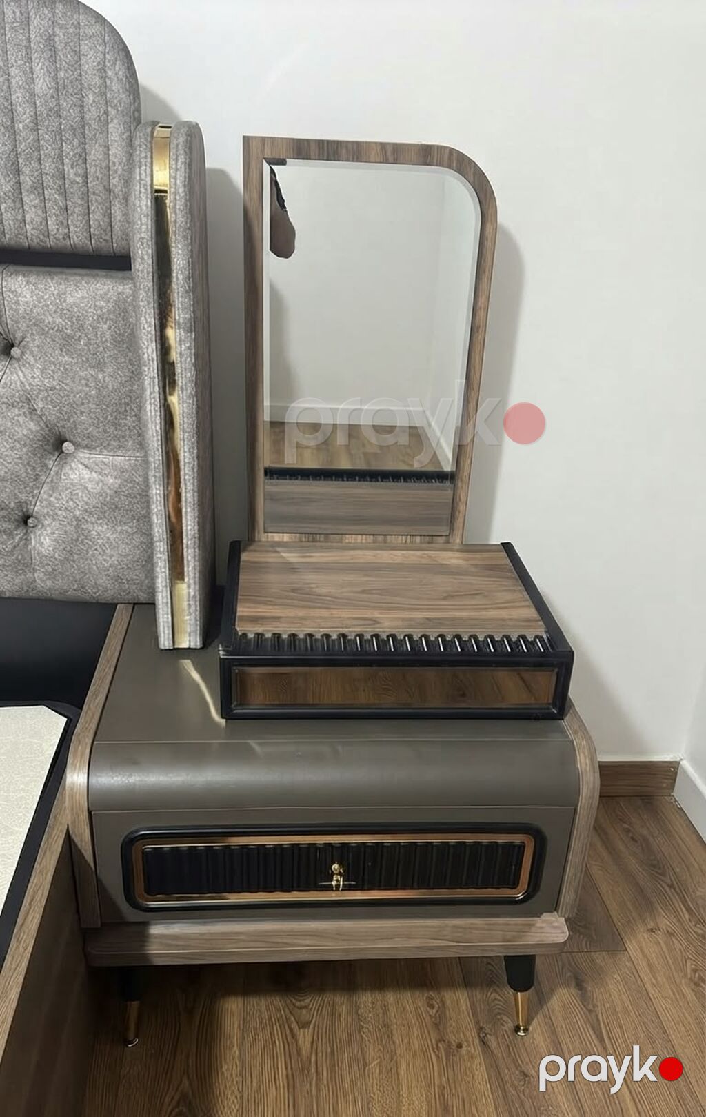 Bazali yataq desti 1600 manat .Olcu dolab E 3/H 230/D 65,Taxt — Yataq otağı mobilya dəstləri, Bakı (7)