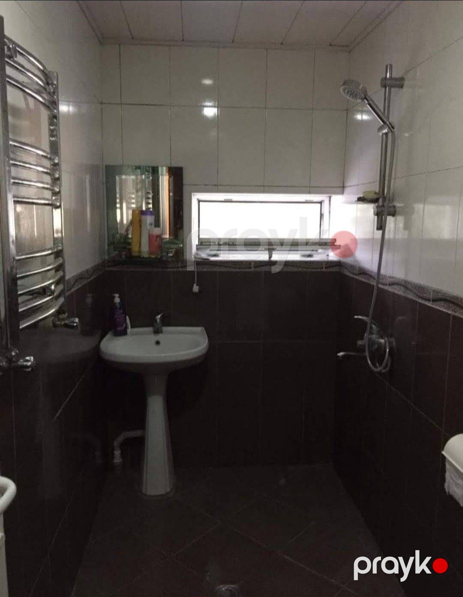 Satılır 2 otaqlı köhnə tikili 57 m² — Mənzil, Bakı (4)