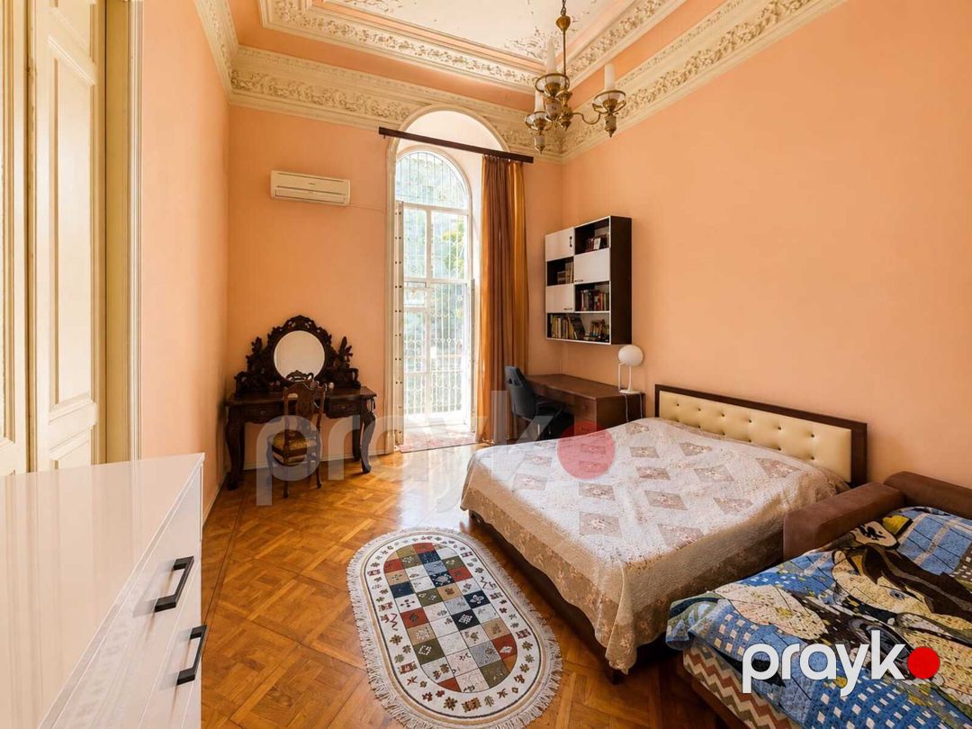 Satılır 4 otaqlı köhnə tikili 120 m² — Mənzil, Bakı (8)