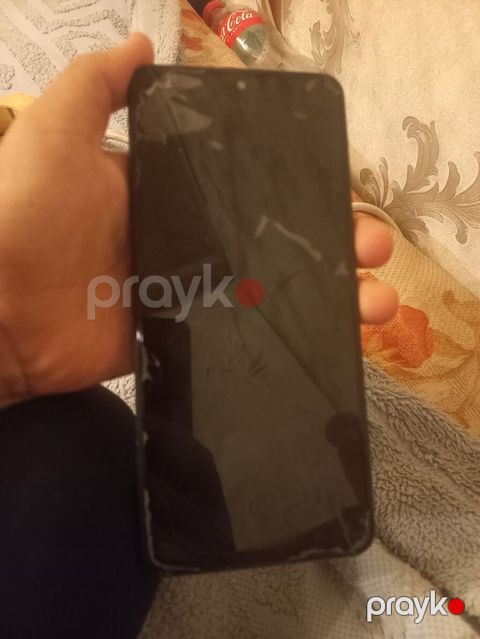 Redmi 12, 128 GB, rəng - Qara, Qırıq — Digah