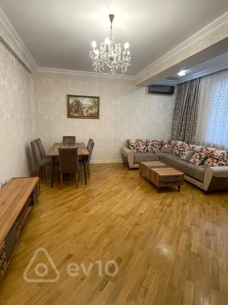 3 otaqlı mənzil, 146 m², F.Qasımzadə küç. — kirayə — Mənzil, Bakı (2)