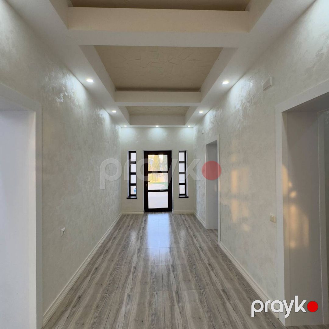 Satılır 5 otaqlı həyət evi/bağ evi 300 m² — Ev, villa, Bakı (10)
