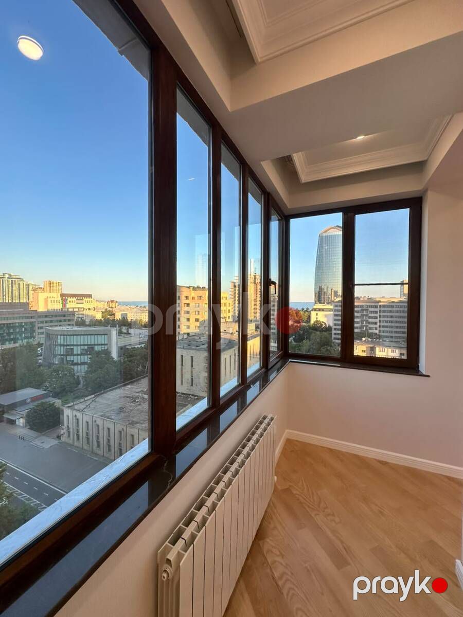 Satılır 4 otaqlı yeni tikili 211 m² — Mənzil, Bakı (6)
