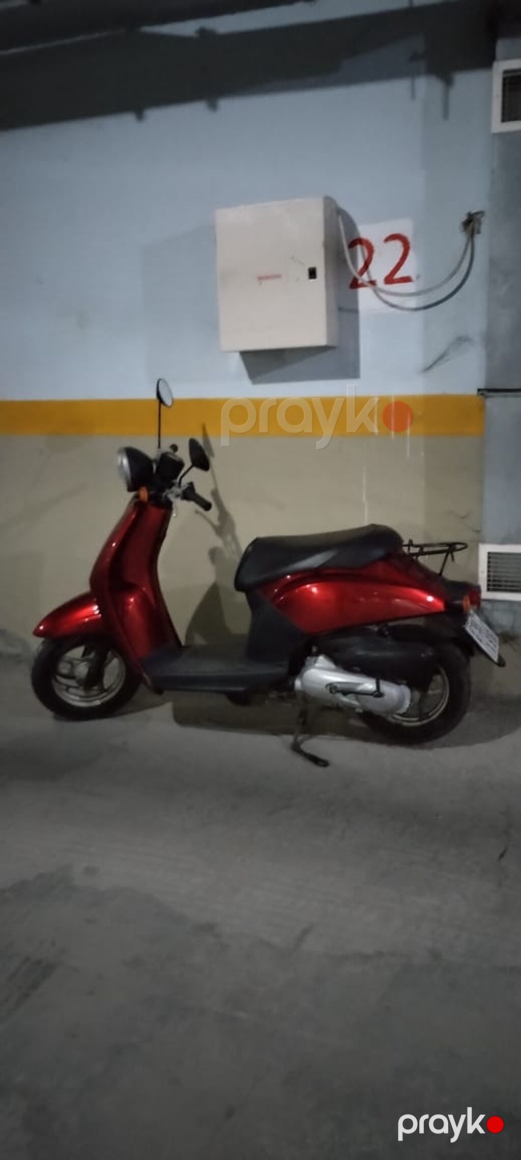 Şəhər içi hərəkət üçün praktik skuter. Xüsusiyyətlər: - Rəng: tünd — Mopedlər və skuterlər, Xudat (2)