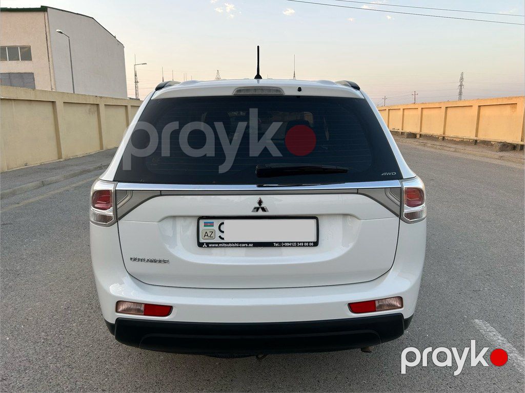 Mitsubishi Outlander, 2.4 L, 2015 il, 157 000 km — Avtomobillər, Bakı (5)