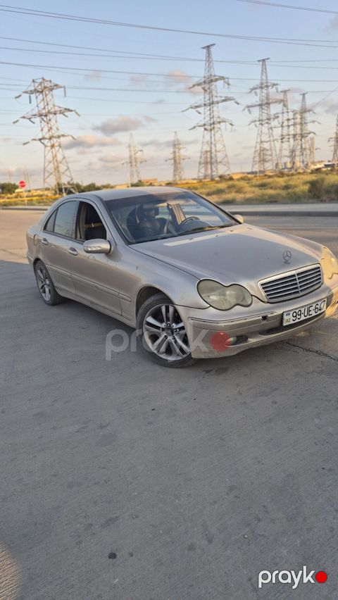 Mercedes-Benz C-Class: 2.2 l 2001 il Sedan — Sumqayıt