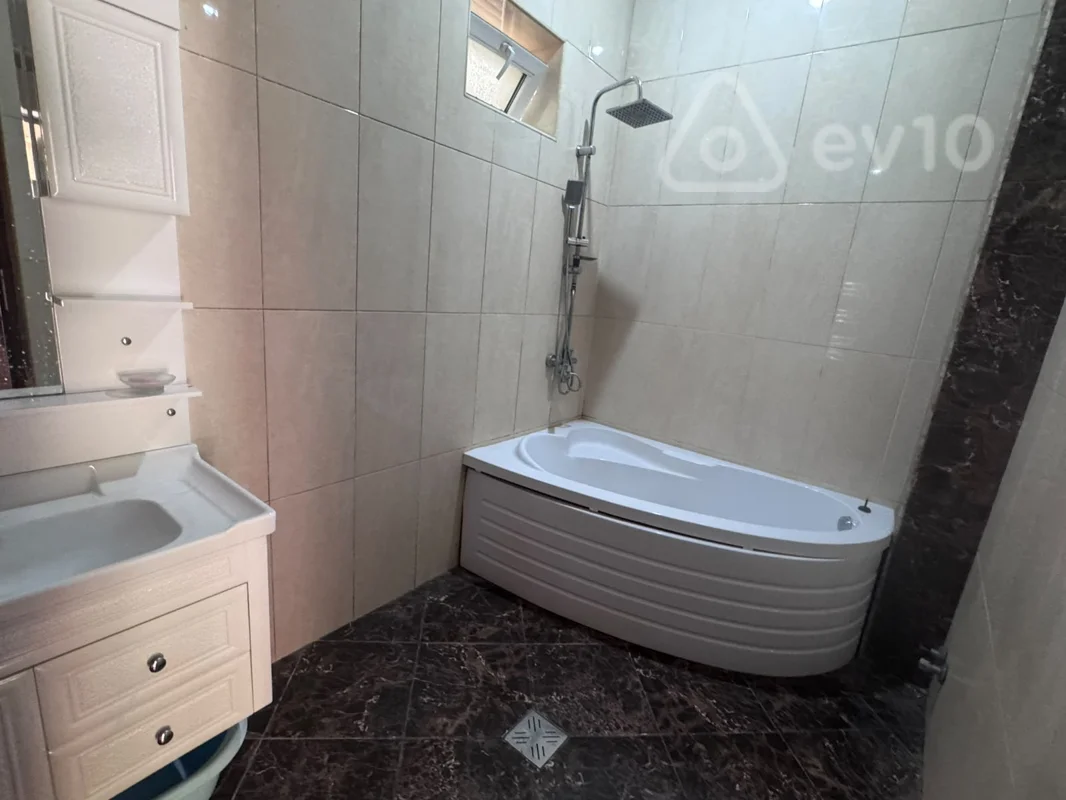 4 otaqlı həyət evi, 200 m², Masazır — kirayə — Ev, villa, Bakı (7)