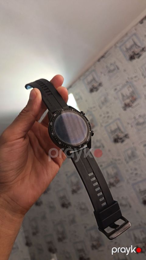 Huawei Watch GT Orjinal - Rəng: qara - Korpus: dairəvi metal çərçivə — Pirəkəşkül