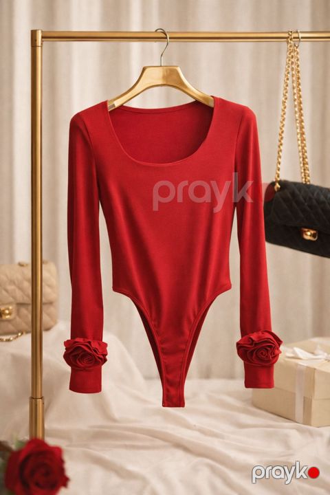 Qadınlar üçün gül detaylı uzunqol bodi EL12-2601, pambıq/elastan, qırmızı, ölçü One size — Bakı
