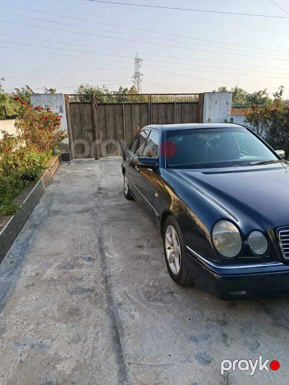 Mercedes E 230, 2.3 L, 1996 il, 230 332 km — Avtomobillər, Şirvan (2)