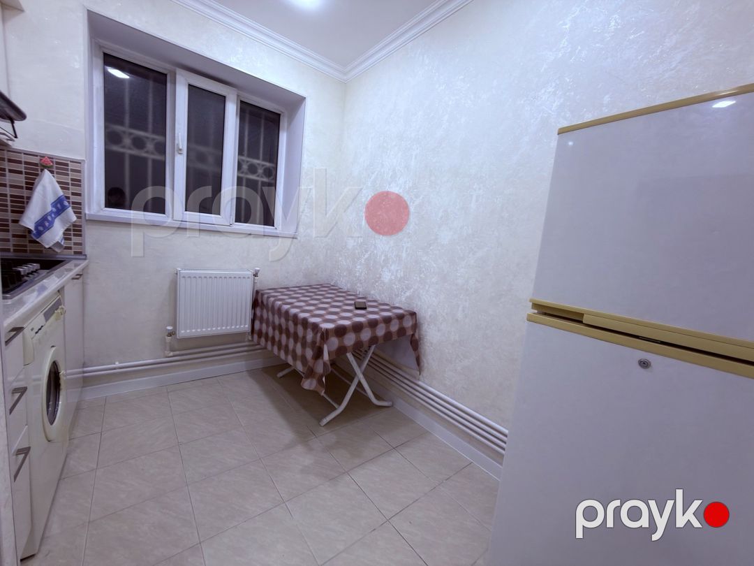İcarəyə verilir 1 otaqlı köhnə tikili 47 m² — Mənzil, Bakı (8)