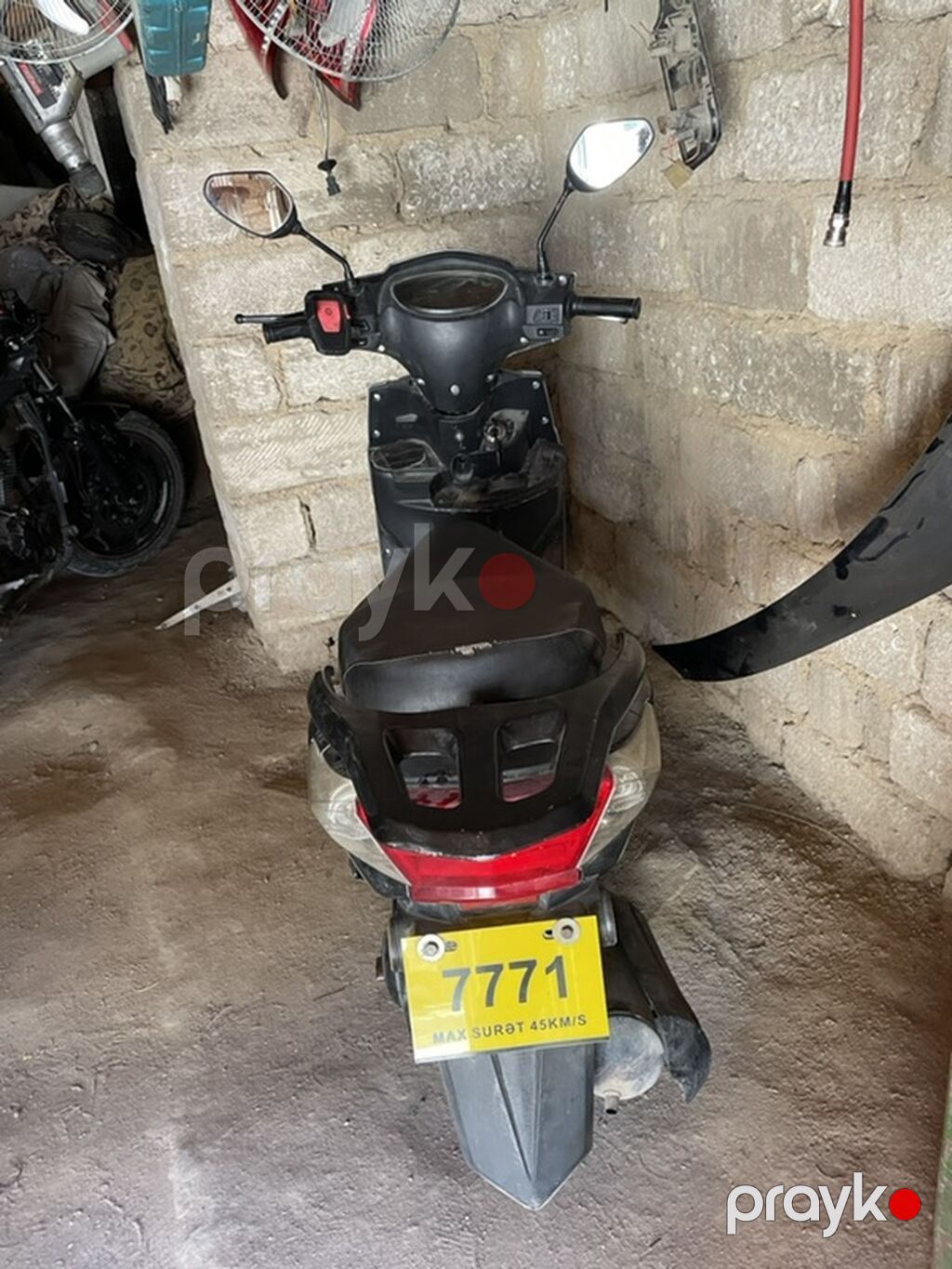 Elektrik skuter – qara rəng - Şəhərdaxili sükutlu və qənaətli hərəkət — Mopedlər və skuterlər, Digah (3)