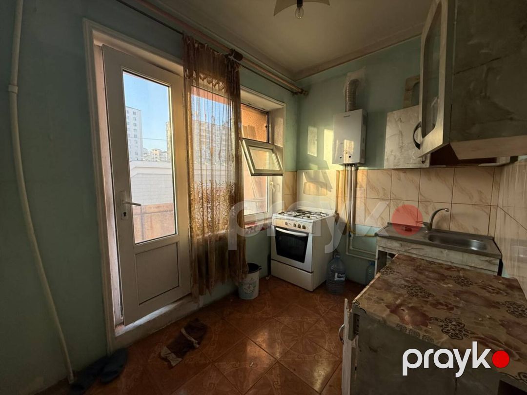 Satılır 2 otaqlı köhnə tikili 60 m² — Mənzil, Bakı (9)