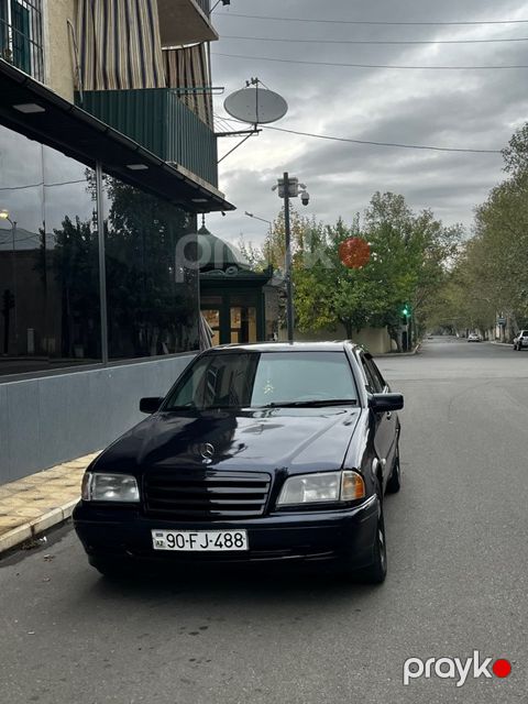 Mercedes C 220, 2.2 L, 1993 il, 550 350 km — Gəncə