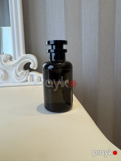 Real Alıcıya Endırım OLA Bıler Orijinal niş ətir Louis Vuitton — Bakı
