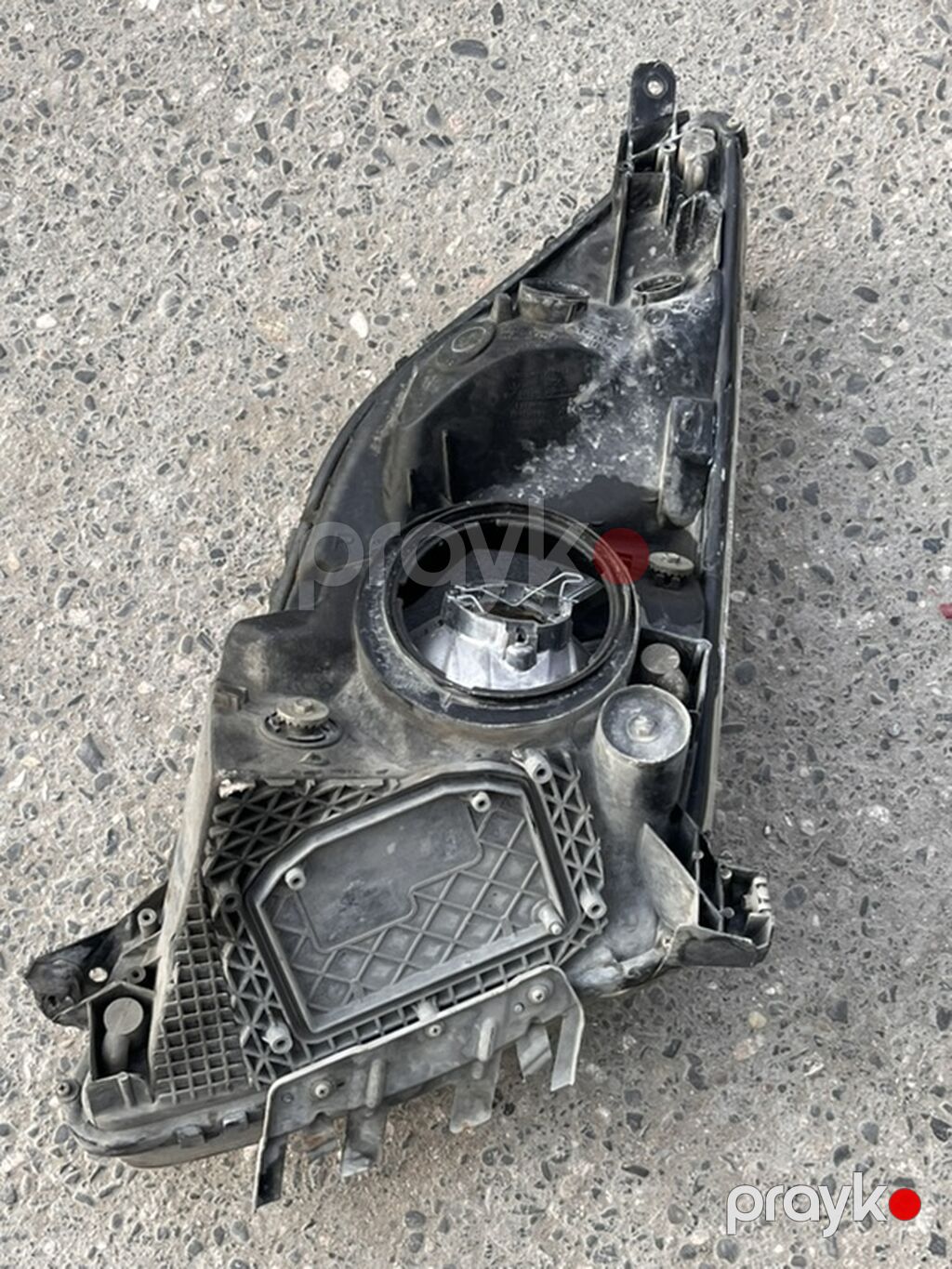 Toyota Prius farası (sağ tərəf) – orijinal halogen tipli ön far blok — Avtomobil işığı, Bakı (2)