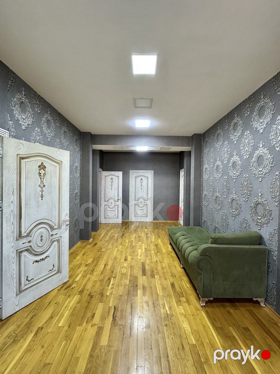 Satılır 9 otaqlı həyət evi/bağ evi 600 m² — Ev, villa, Bakı (10)