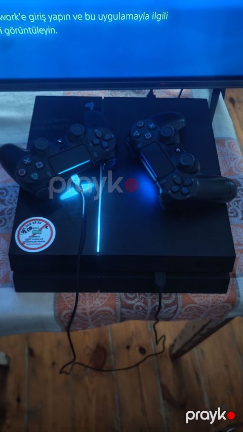Ps4 500gb İcersinde mk11 Gta5 Call of duty 4 Turk hesabi var — Bakı