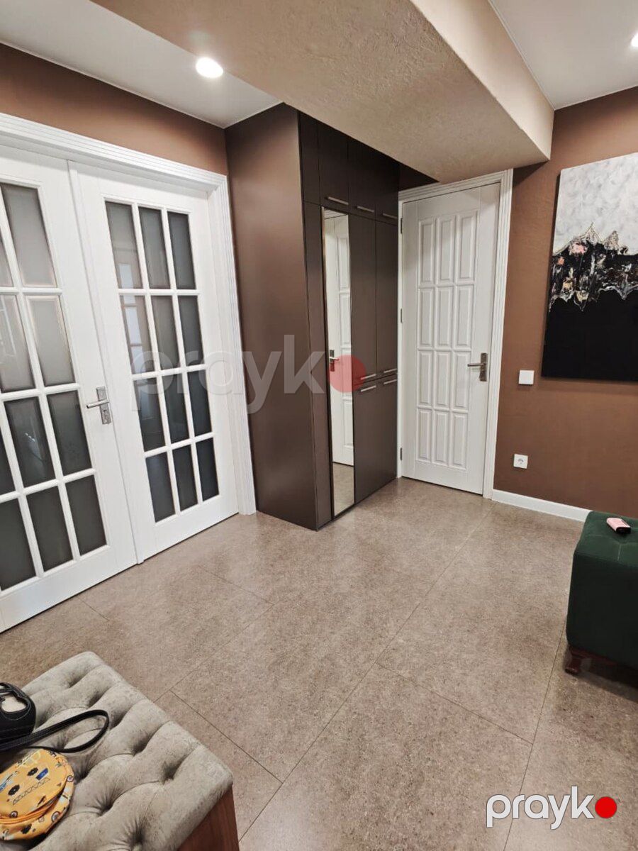 3-otaqlı mənzil, 28 May m., 100 m² — Mənzil, Bakı (12)