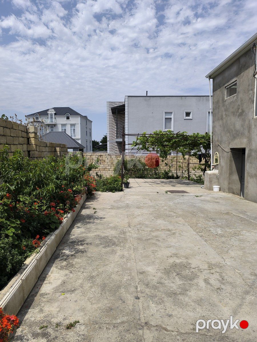 Satılır 4 otaqlı həyət evi/bağ evi 130 m² — Ev, villa, Bakı (2)