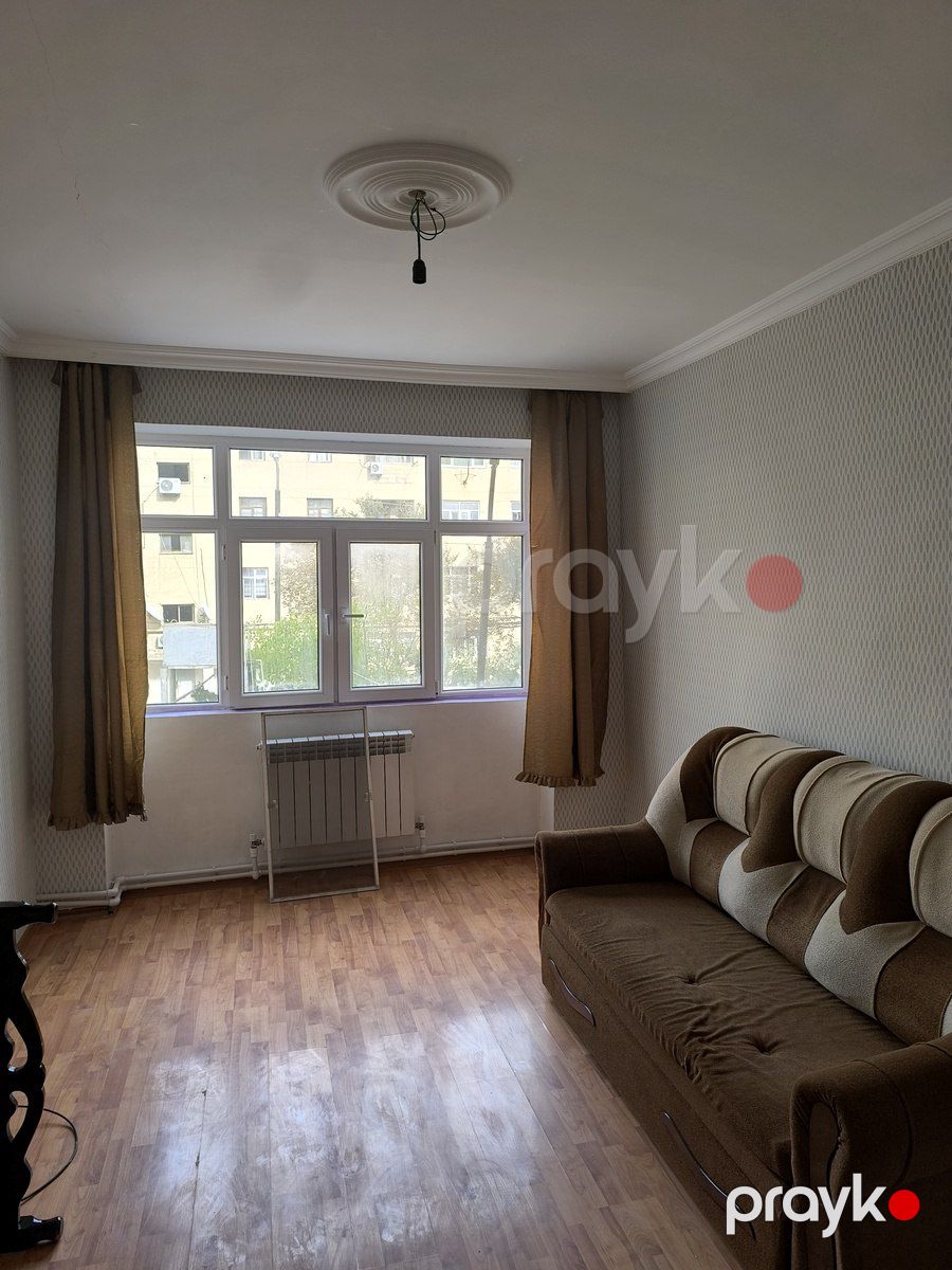 Satılır 3 otaqlı köhnə tikili 67 m² — Mənzil, Bakı (2)