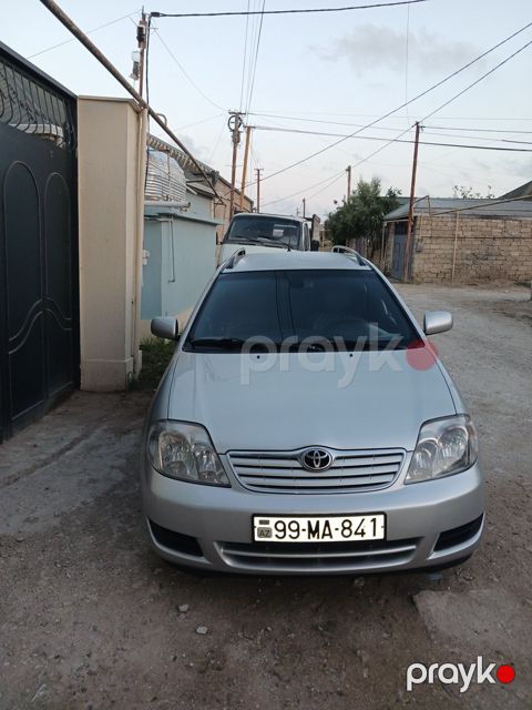 Toyota Corolla, 1.4 L, 2005 il, 300 000 km — Bakı