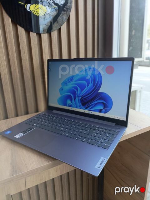 Lenovo İdeapad Slim 3i — Bakı
