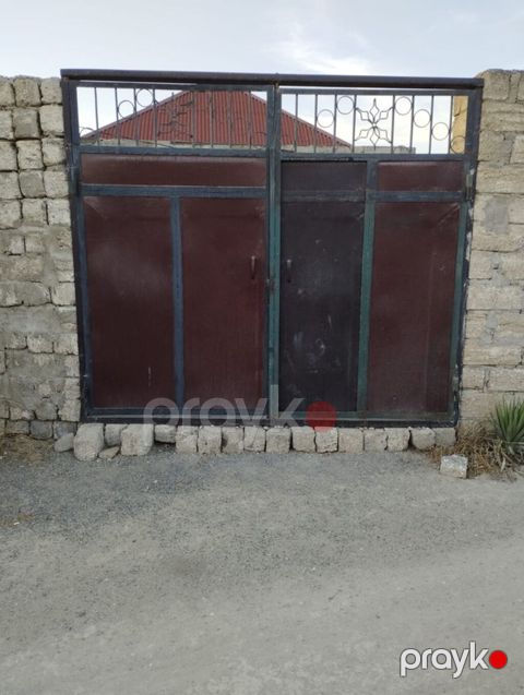 Metal darvaza dəsti normal veziyyetdedir sadece renglenmeye ehtiyyaci — Digah