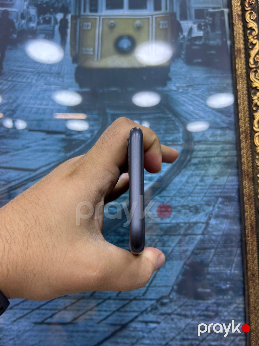 Apple iPhone 11 Black 64GB/4GB — Smartfonlar, Bakı (6)