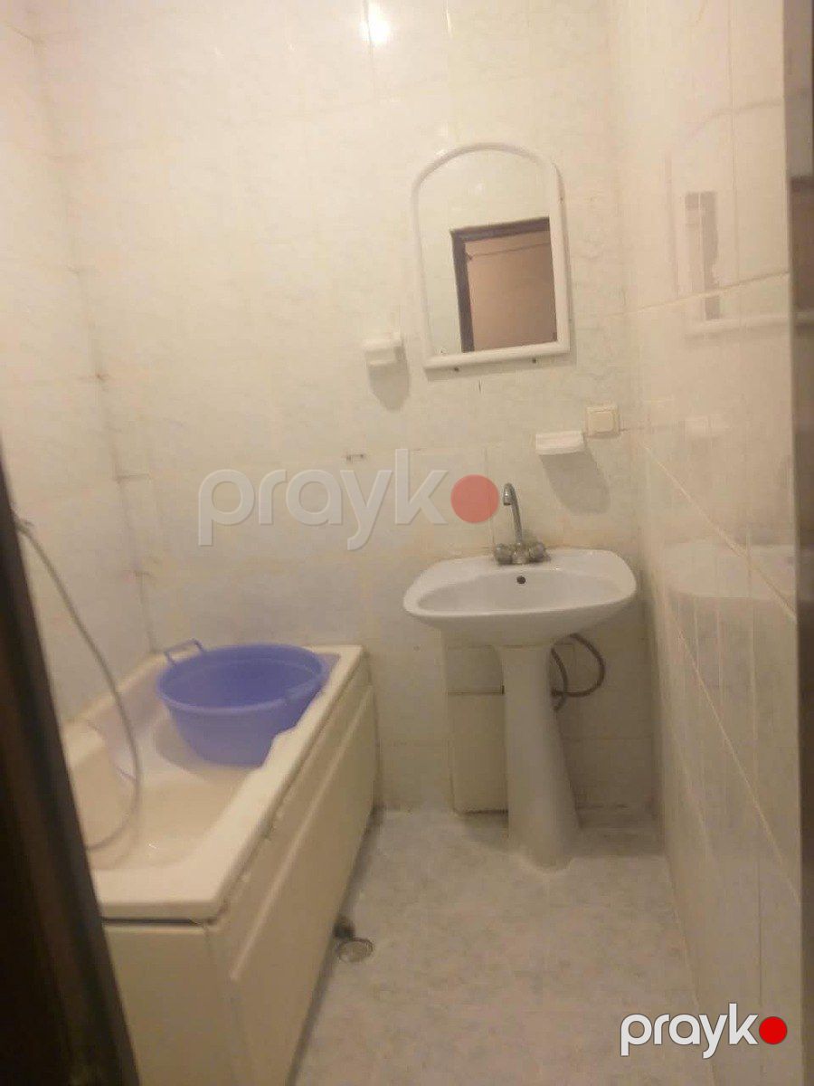 İcarəyə verilir 2 otaqlı köhnə tikili 55 m² — Mənzil, Bakı (4)