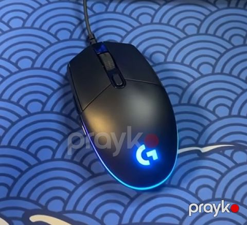 Logitech G seriyasından simli oyun siçanı Xüsusiyyətlər: - RGB — Bakı