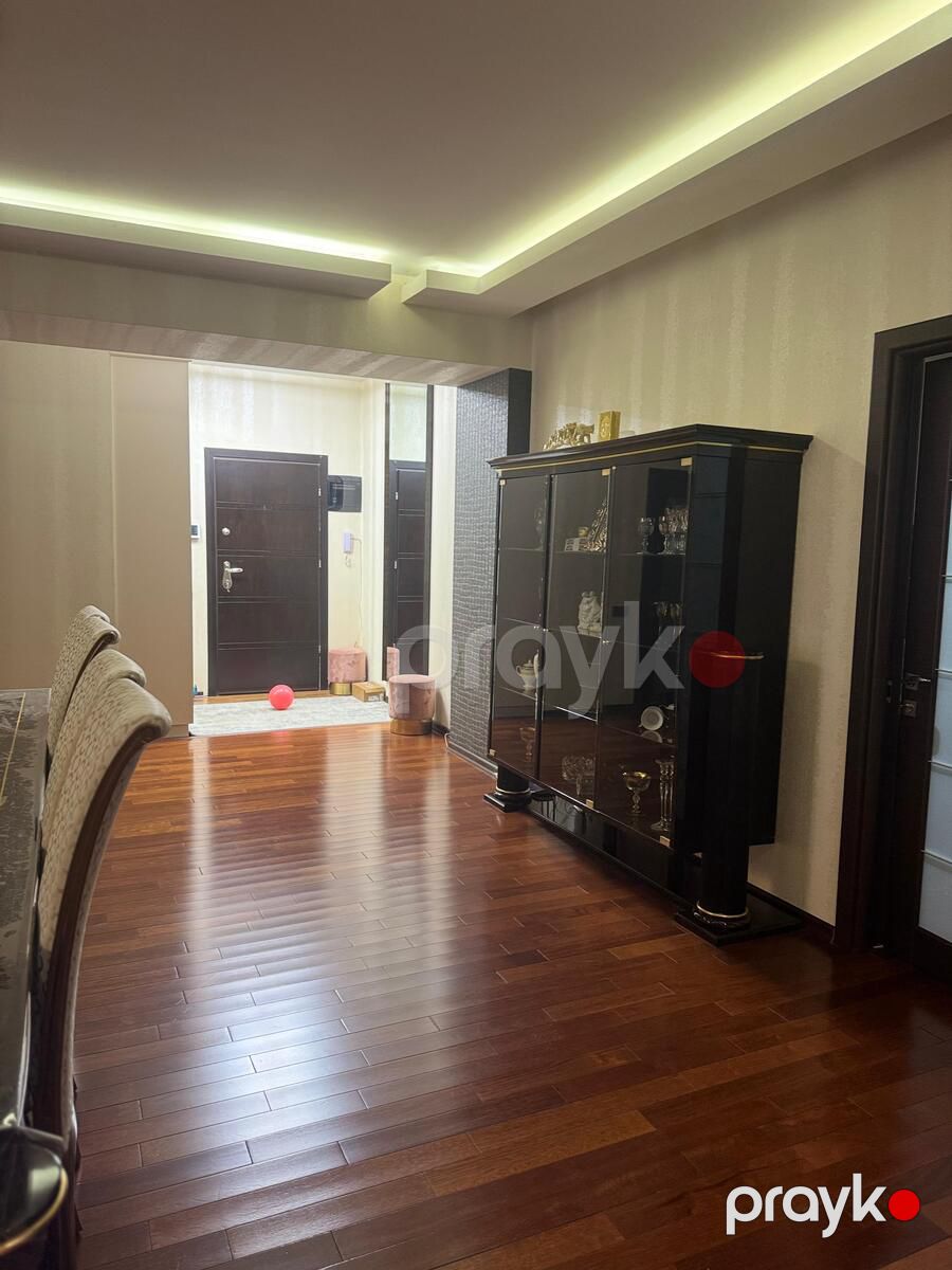 Satılır 4 otaqlı yeni tikili 170 m² — Mənzil, Bakı (9)