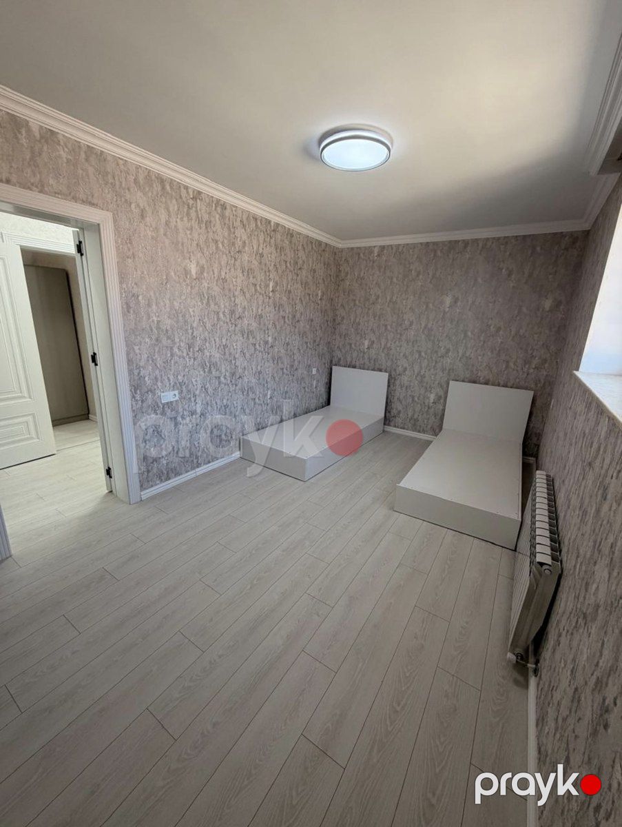 Satılır 4 otaqlı həyət evi/bağ evi 200 m² — Ev, villa, Bakı (10)
