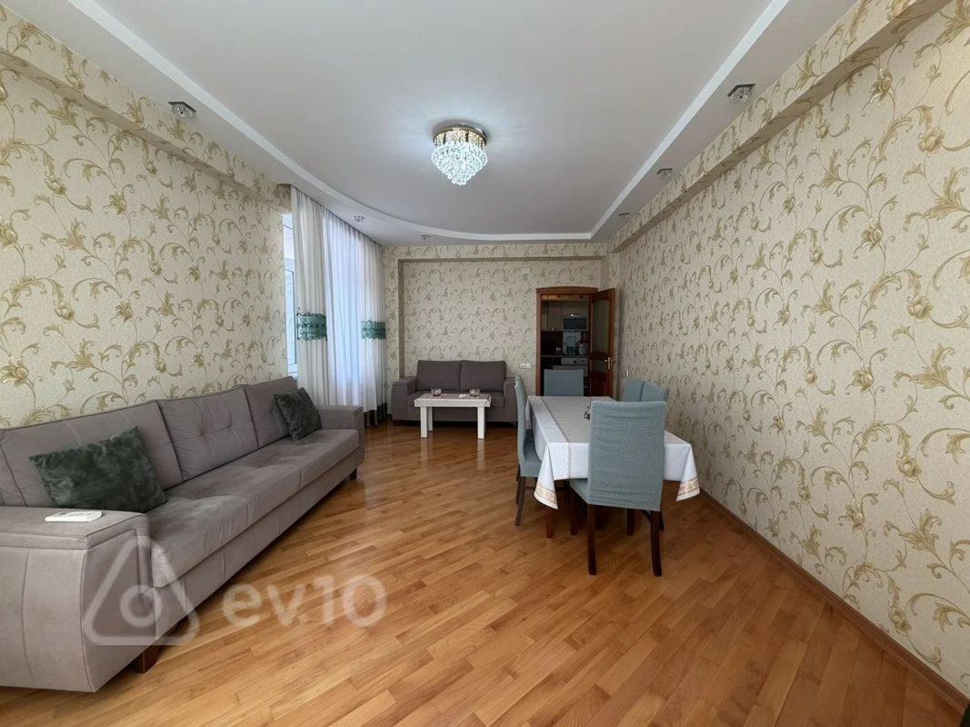 3 otaqlı mənzil, 94 m², Məhəmməd Hadi küçəsi — Bakı