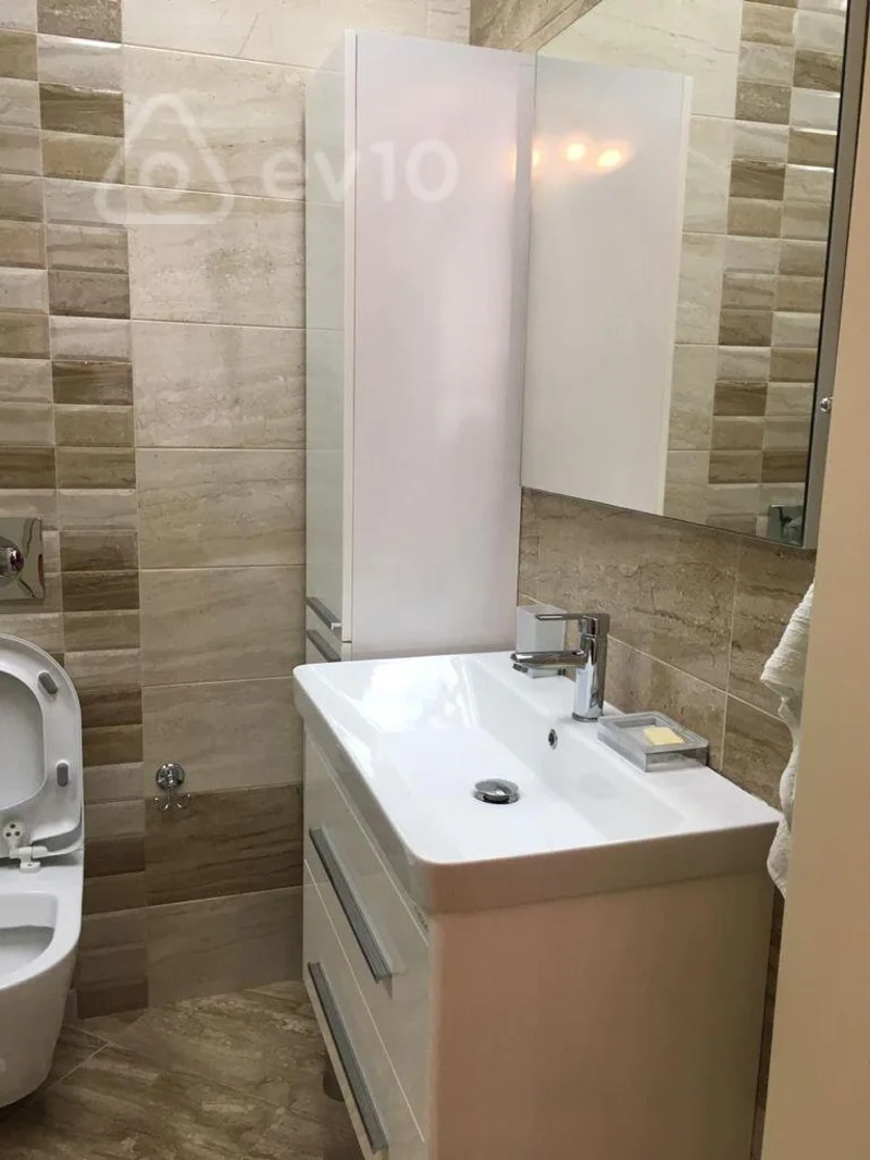 3 otaqlı mənzil, 146 m², F.Qasımzadə küç. — kirayə — Mənzil, Bakı (10)