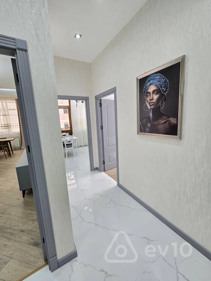 3 otaqlı mənzil, 105 m², Təbriz küç. — kirayə — Mənzil, Bakı (9)