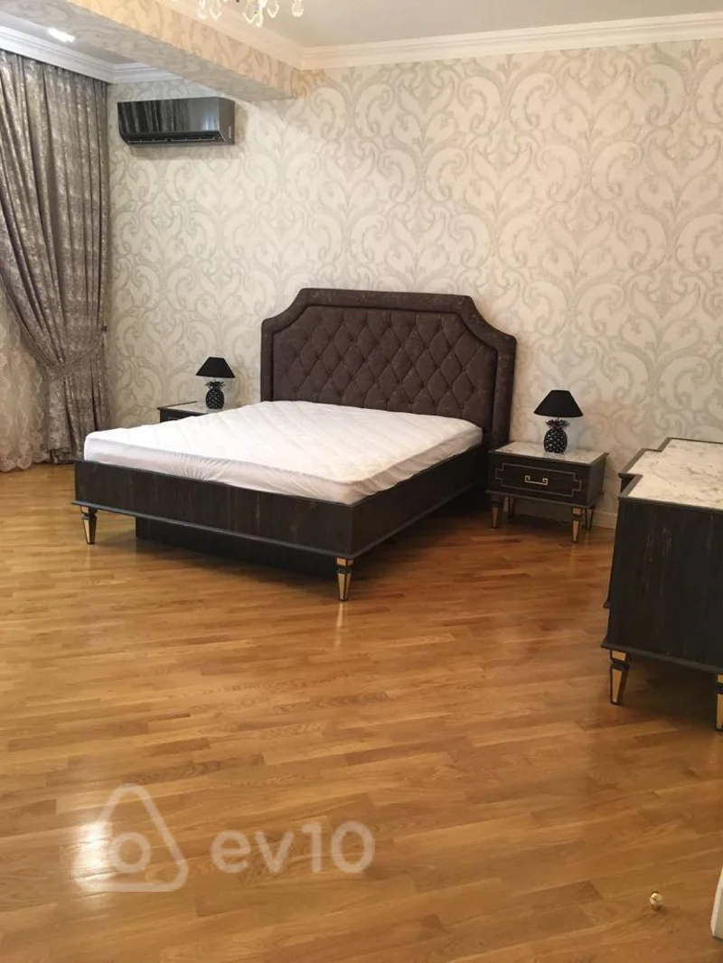 3 otaqlı mənzil, 146 m², F.Qasımzadə küç. — kirayə — Mənzil, Bakı (3)