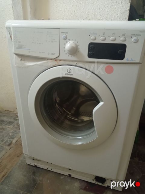 Paltaryuyan maşın Indesit, 6 kq, Ehtiyat hissələri kimi, Avtomat, Qurutmasız — Bakı