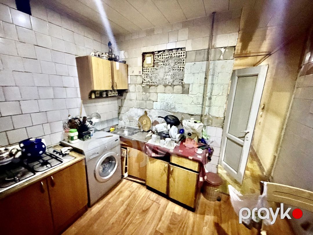 Satılır 2 otaqlı köhnə tikili 55 m² — Mənzil, Bakı (7)