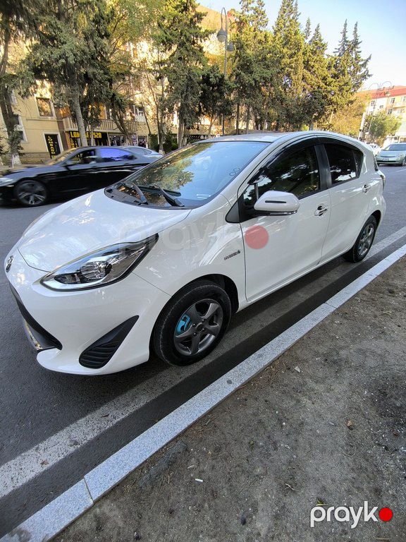 Toyota Aqua, 1.5 L, 0.87 kWh, 2019 il, 115 000 km — Avtomobillər, Bakı (2)